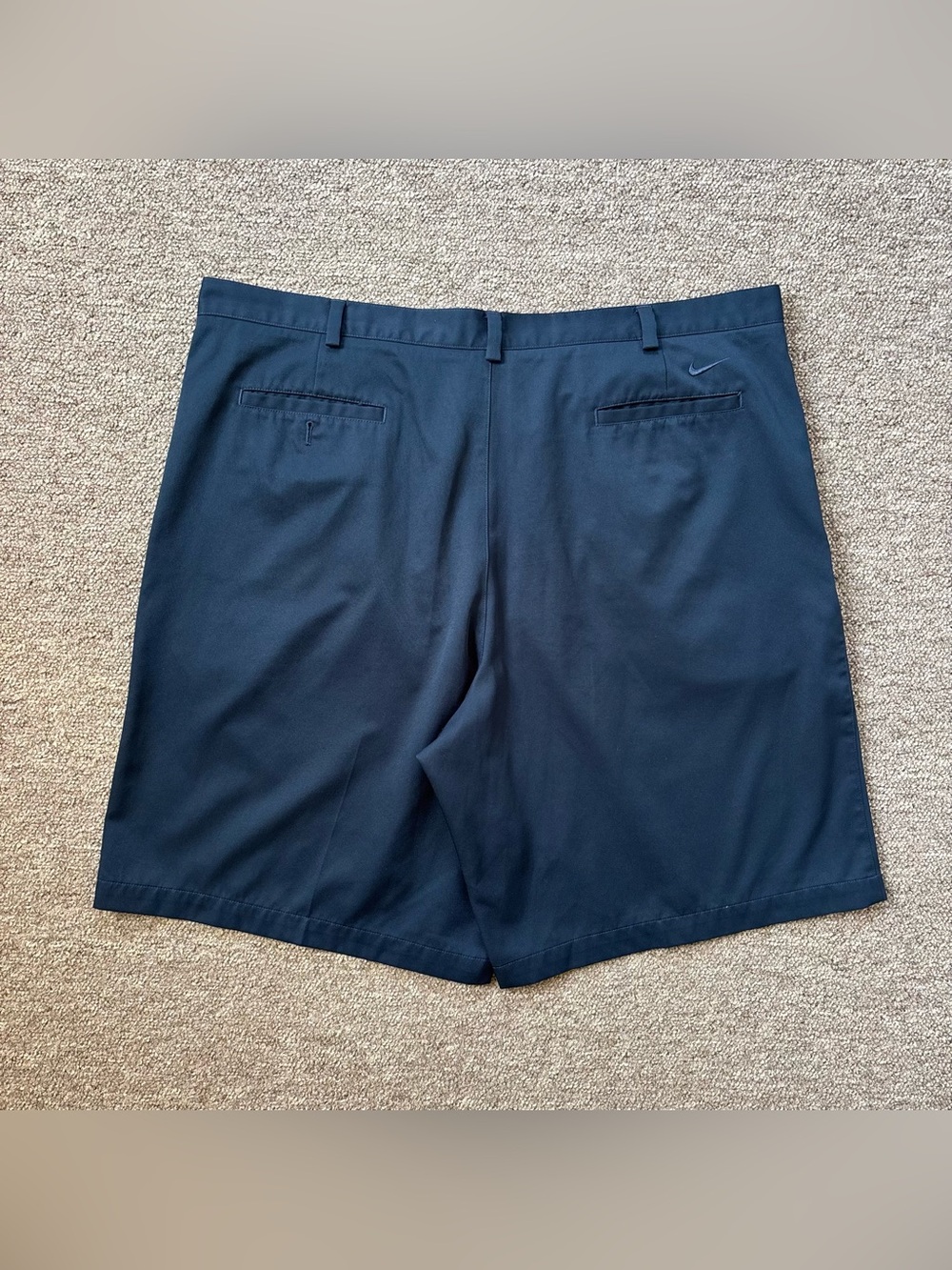 Nike Golf Shorts Size 42 - Picture 6 of 8